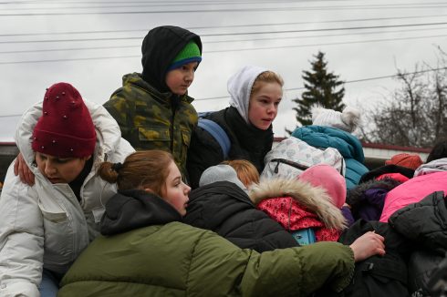 Ukraine: Refugees Flee Irpin