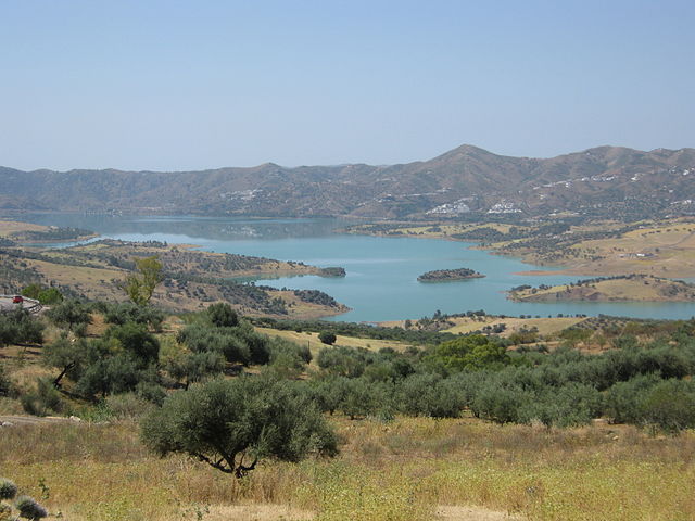 Spain’s Axarquia to receive water from the Western Costa del Sol to battle ‘exceptional drought’ despite recent rainsLa Viñuela Credit Wikimedia