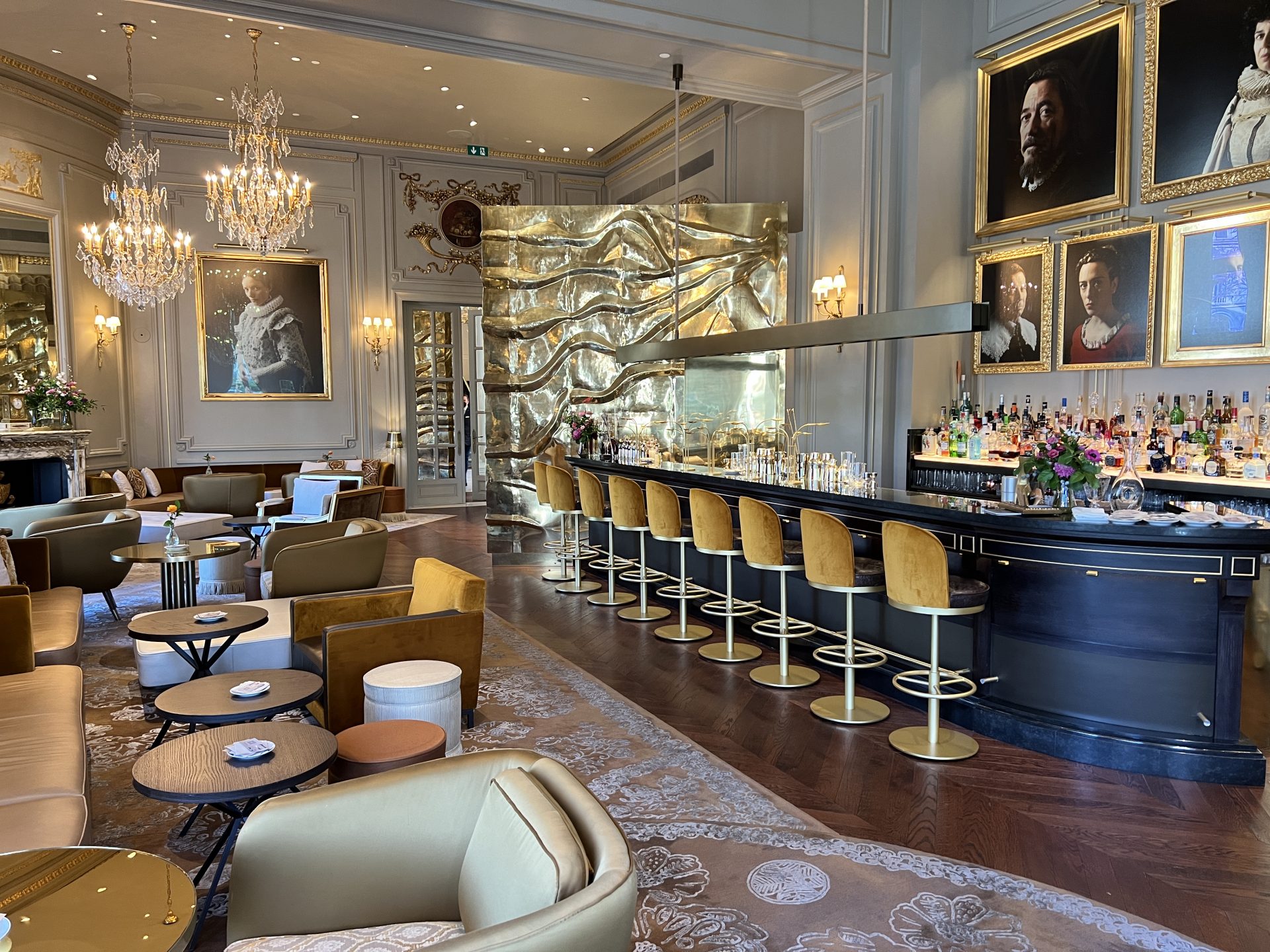 Two tables: Review of Deessa, Quique Dacosta's new Michelin starred ...