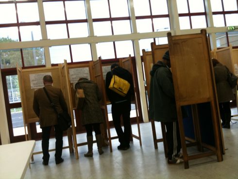 Brits Voting at a polling station.