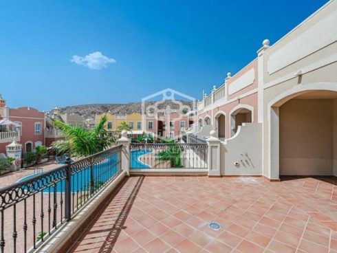 2 bedroom Apartment for sale in Palm-Mar - € 302
