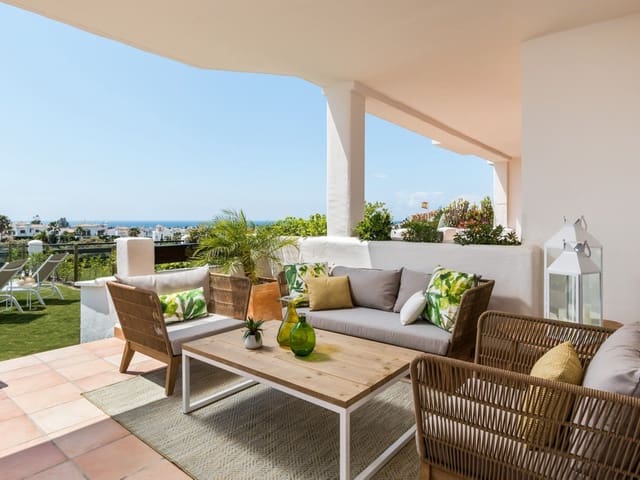 2 bedroom Apartment for sale in Estepona - € 216