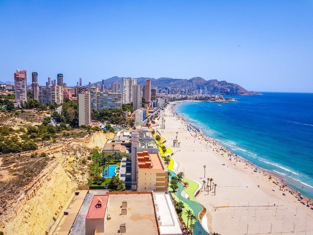 Iconic Benidorm Beach On Spain's Costa Blanca Loses 'blue Flag' Status