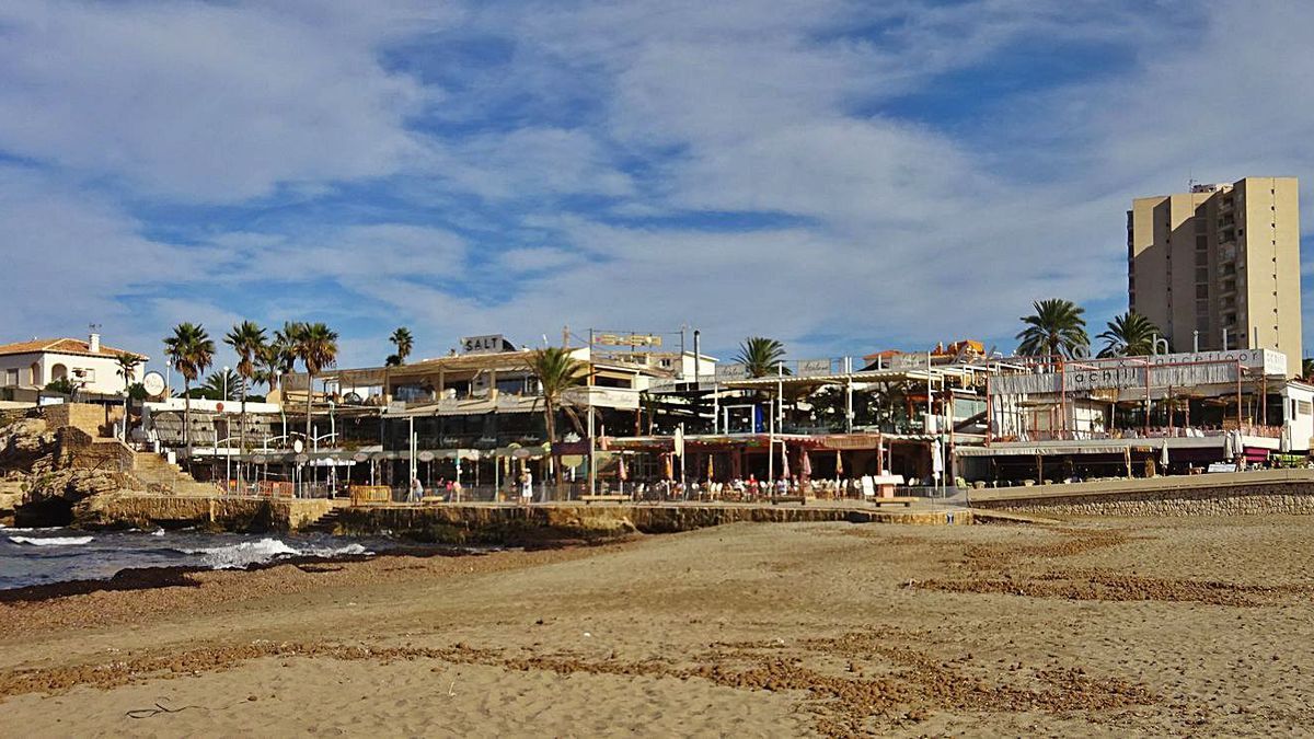 Owner Of Costa Blanca Bars And Restaurants Shutdown By Police In Spain's Javea Expresses Injustice In Special Customer Message