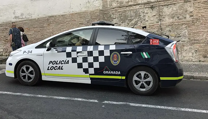 Policia Granada Wiki