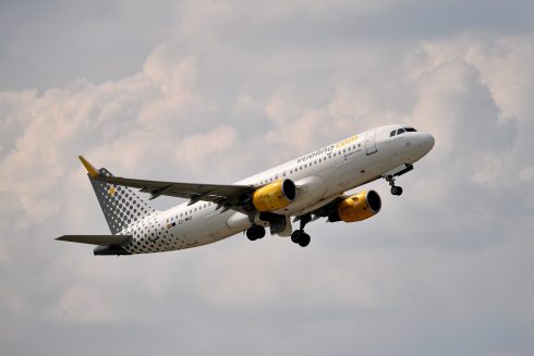 Lawyer takes Vueling to court in Spain and wins after airline charged him €60 for hand luggage in what judge branded an ‘abusive practice’