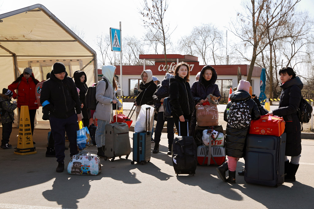 Ukrainian refugees in Valencia’s beach towns are being told to leave for the summer to make way for tourists