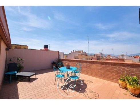 3 bedroom Apartment for sale in Figueres - € 176