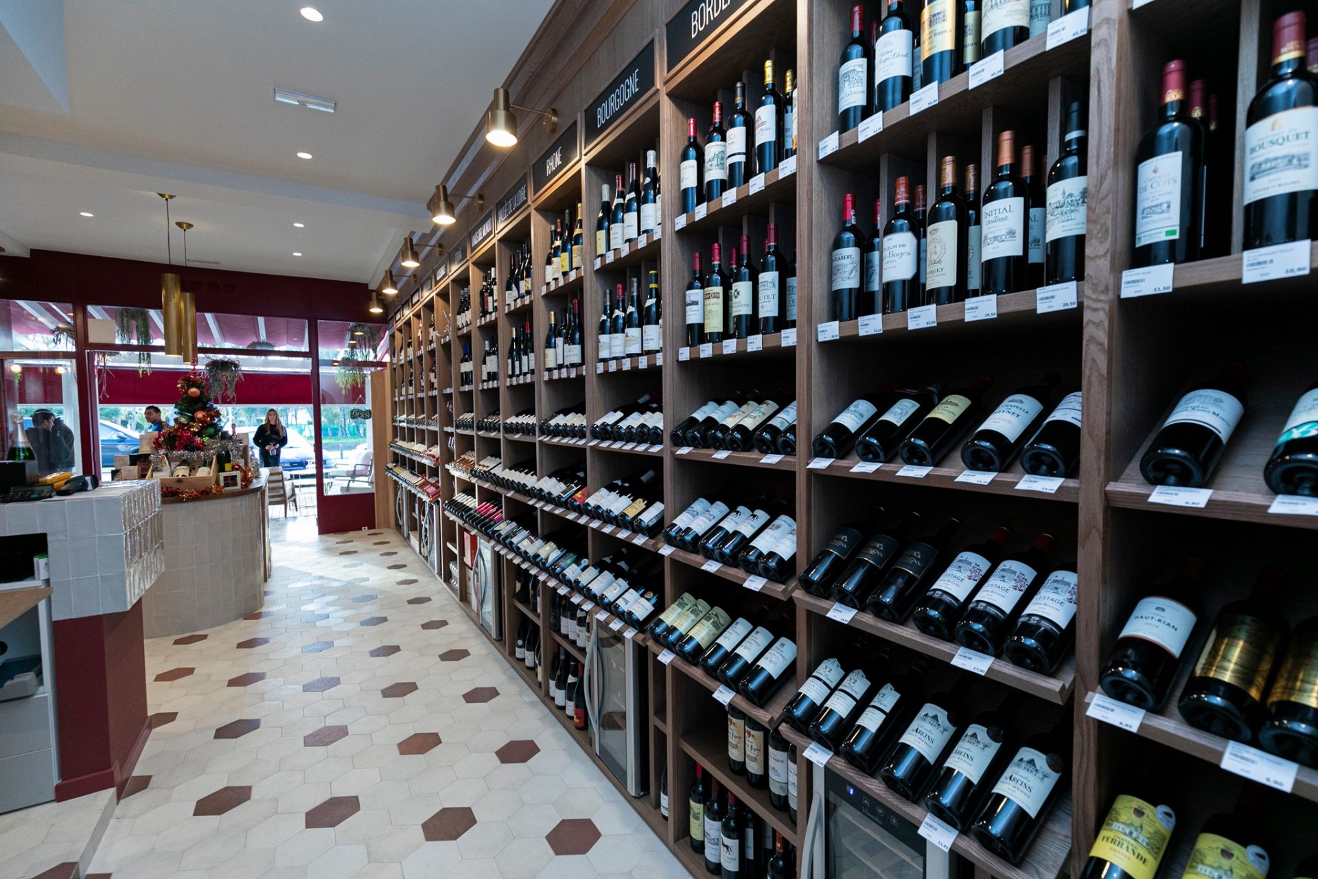 Nic of time Marbella now counts on two of France’s finest Nicolas wine