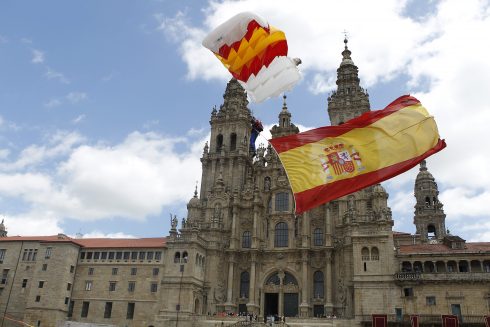 El Rey de España Felipe VI y Letizia durante la celebración de Santiago Apóstol en Santiago de Compostela, A Coruña, el lunes 25 de julio de 2022.