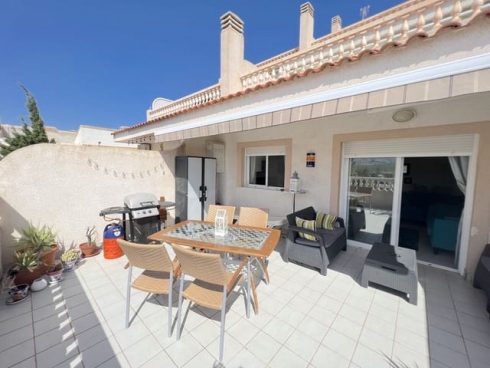 2 bedroom Apartment for sale in Isla Plana - € 129