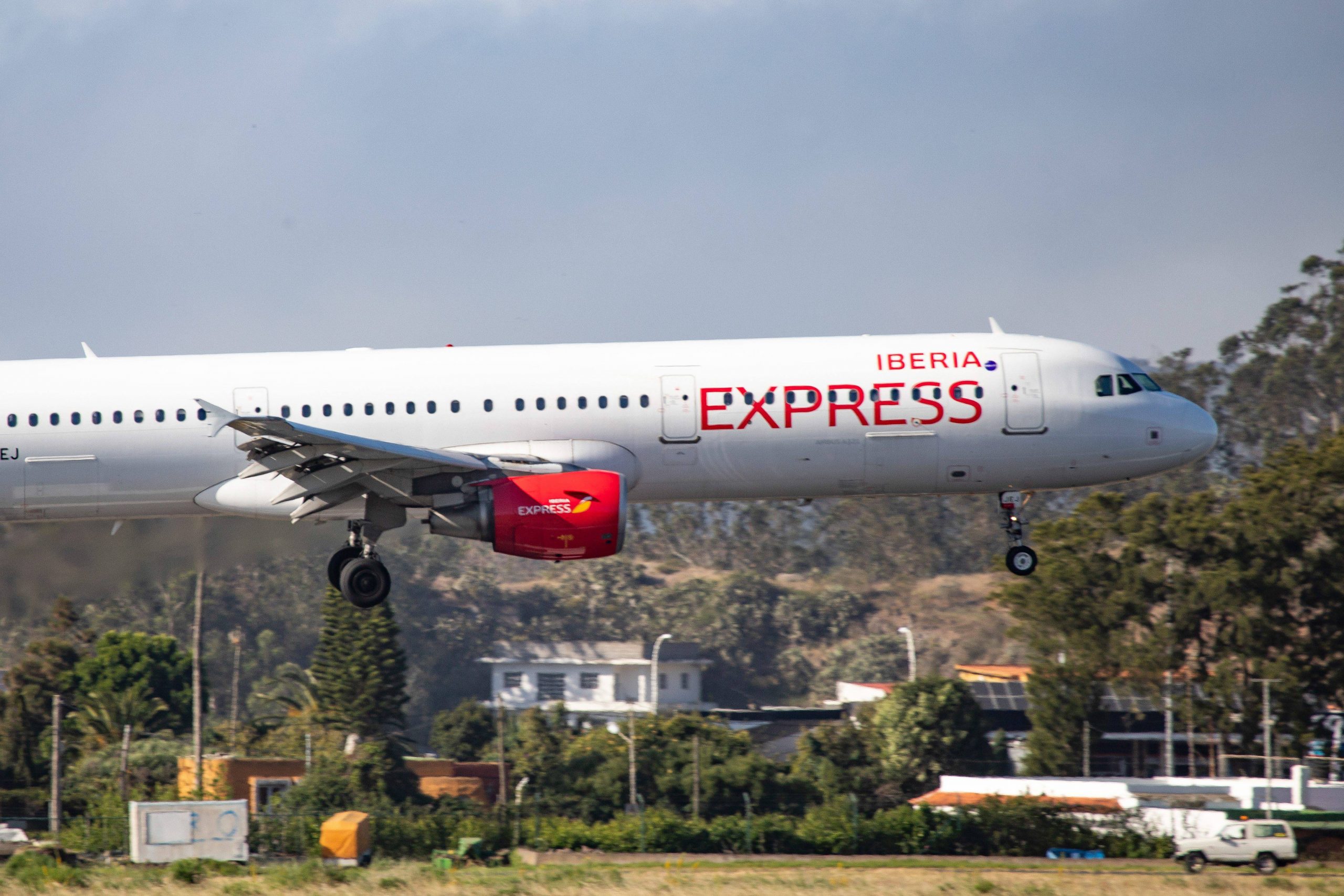 Cabin crews employed by Spain's Iberia Express announce 10-day strike