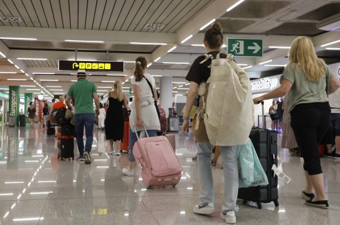 Spain's airports report record six-month passenger totals, surpassing 2019 figures