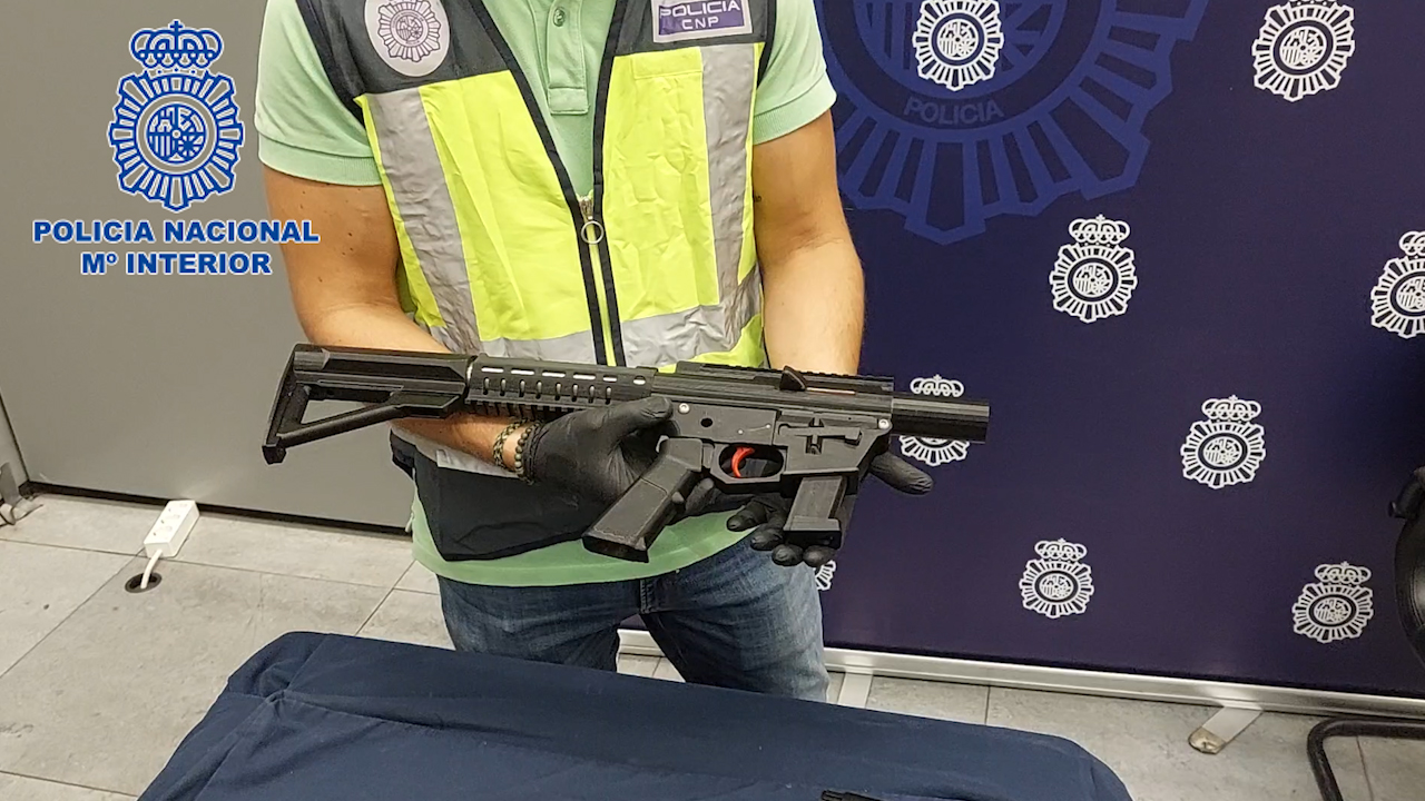 Man Constructed Dangerous Weapons Including Machine Guns And Crossbows Via Array Of 3d Printers In Spain