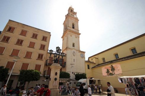 Woman Killed By Husband's Uncle Who Then Leaps To Death Out Of Window In Spain's Valencia