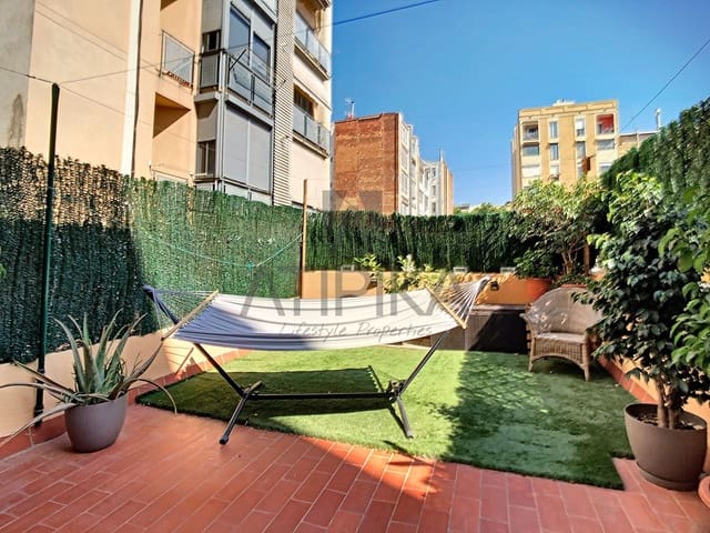 3 bedroom Apartment for sale in Barcelona city - € 540