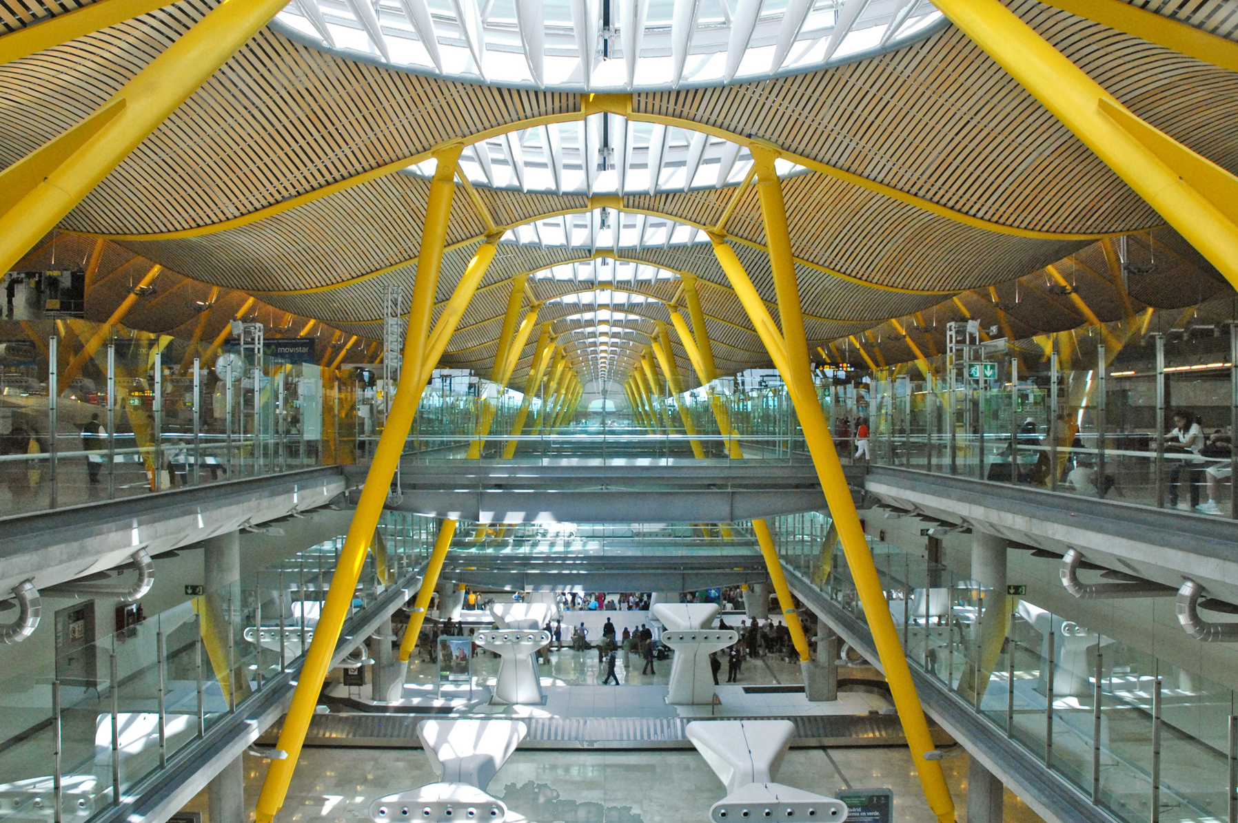 Barajas Airport (madrid) (4684560779)