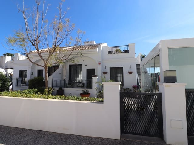 2 bedroom Villa for sale in Algorfa with pool - € 174
