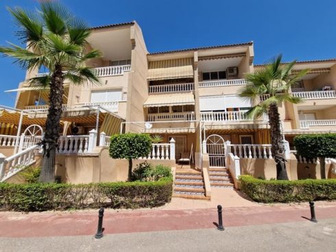 2 bedroom Apartment for sale in Guardamar del Segura with pool - € 149