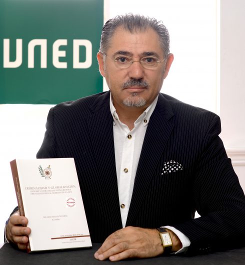 Foto De Ricardo Magaz. Profesor De Fenomenología Crimnal De La Uned