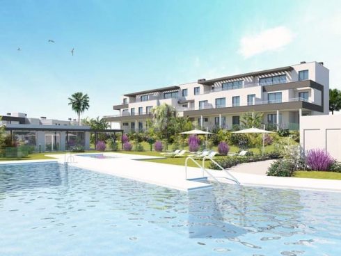 1 bedroom Apartment for sale in Estepona with pool – € 200,500