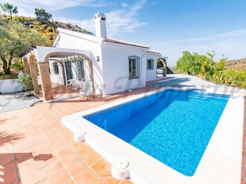 3 bedroom Villa for sale in Canillas de Albaida - € 315