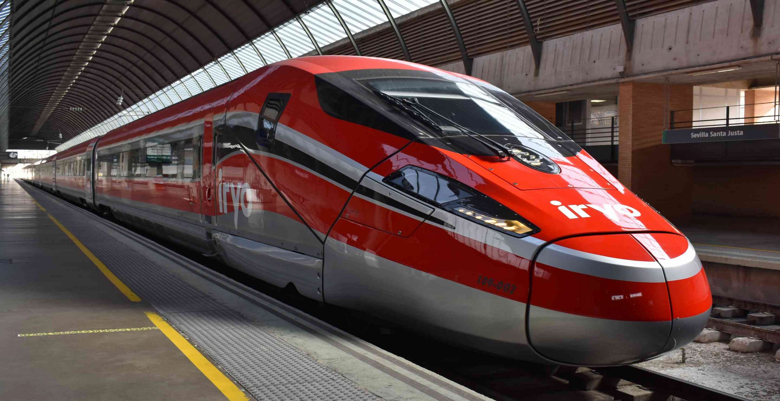 Spain's Low Cost High Speed Train War Hots Up With Third Operator Entering The Fray This Week