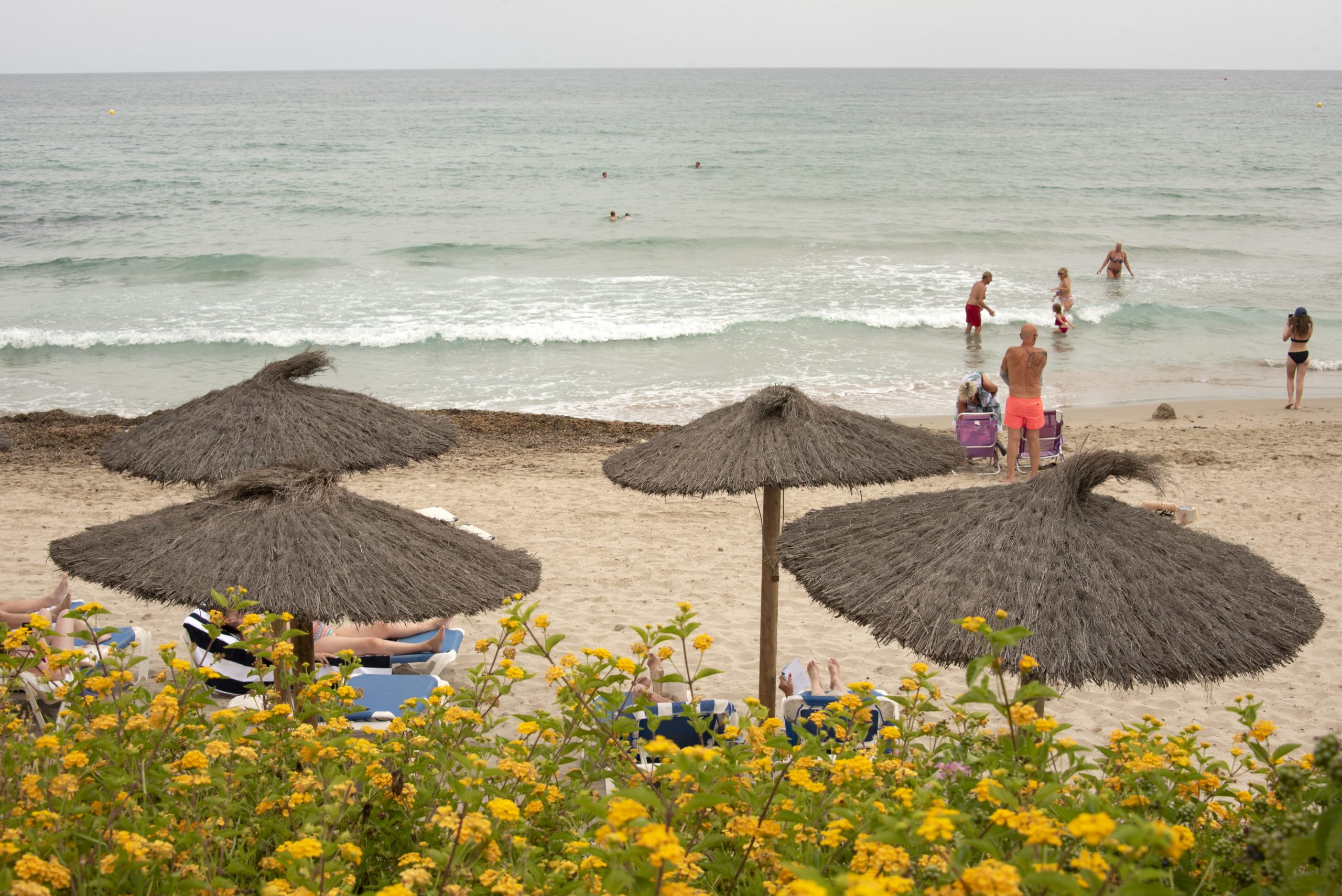 Playa Flamenca: un hermoso oasis de playa en la Orihuela Costa de España