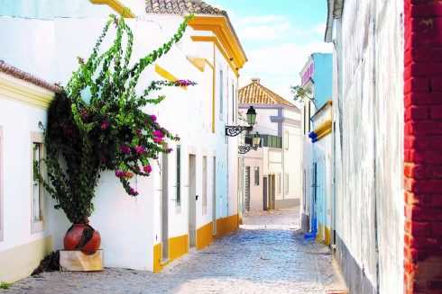 Seminario en Marbella, España, explicando el inusual esquema fiscal de residencia de Portugal a los expatriados