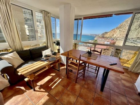 2 bedroom Flat for sale in Playa de San Juan - € 225