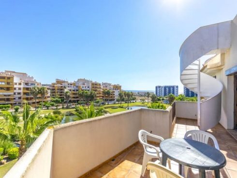 2 bedroom Penthouse for sale in Punta Prima with pool garage - € 235