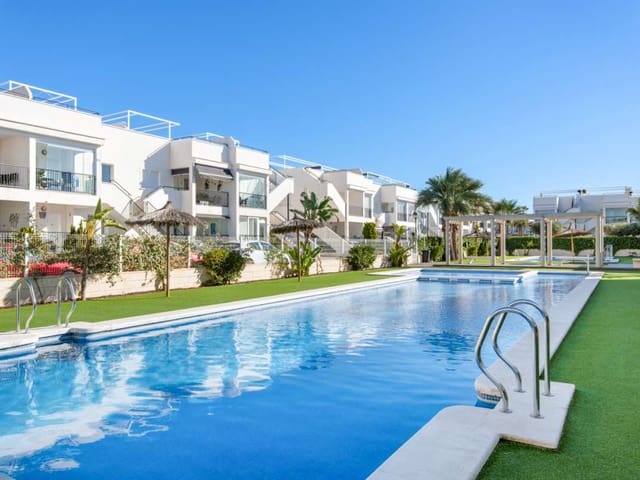 2 bedroom Apartment for sale in Torrevieja with pool - € 155