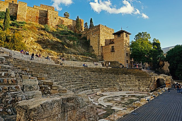 تجاوز عدد زوار دولمينز والمسرح الروماني وأسينيبو والحمامات العربية في مالقة بإسبانيا 523500 زائر في غضون عشرة أشهر.
