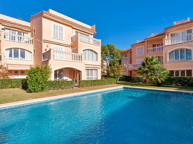 1 bedroom Flat for sale in Santa Ponsa with pool - € 330