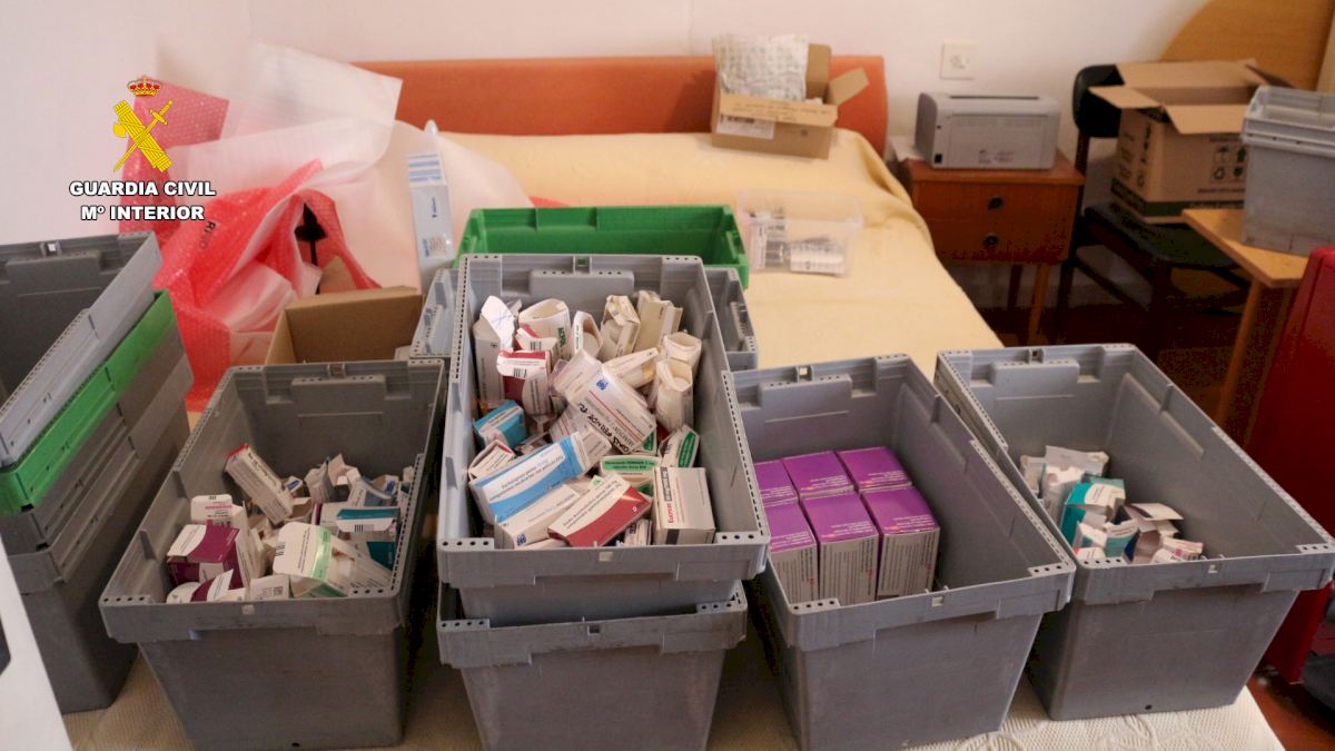 Pharmacist Gets Cheap Medicine For Illegal Sale By Cloning Health Cards In Spain's Alicante Area