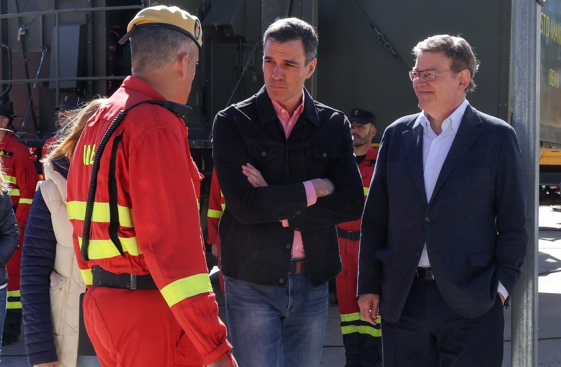 Spain's Prime Minister Pedro Sanchez Visits Castellon To Check Out Fight Against Fierce Forest Fire