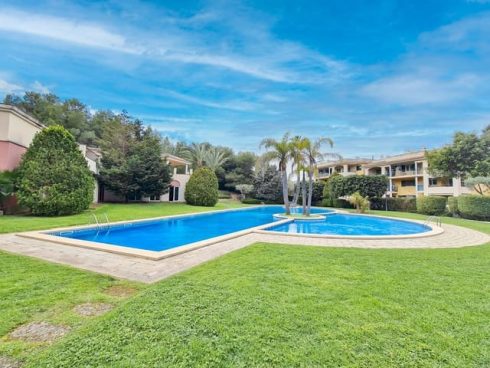 3 bedroom Apartment for sale in Bendinat with pool garage - € 650
