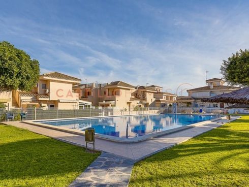 2 bedroom Apartment for sale in Playa Flamenca with pool - € 189