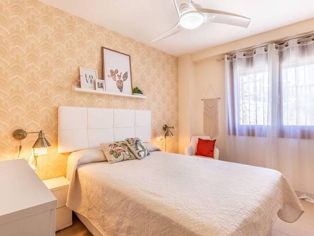 2 bedroom Apartment for sale in Finestrat - € 135