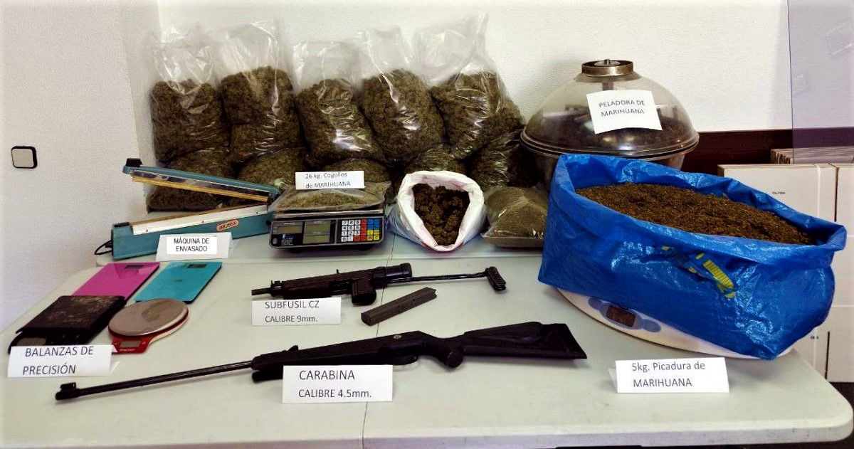 Machine Gun And Drugs Farm Found In Illegal Rural Squat In Spain's Alicante Area