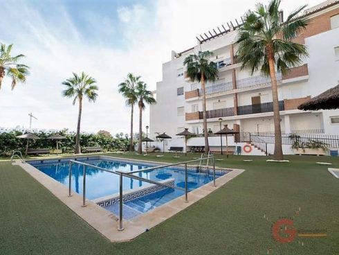 2 bedroom Flat for sale in Motril with pool garage - € 222