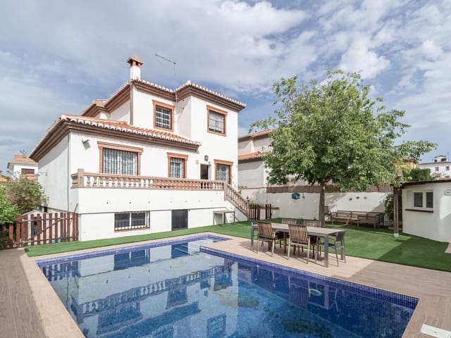 4 bedroom Villa for sale in Cullar Vega with pool garage - € 289