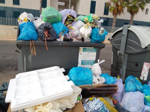 Sub-standard summer rubbish collection service slammed in tourist area of Spain's Costa Blanca