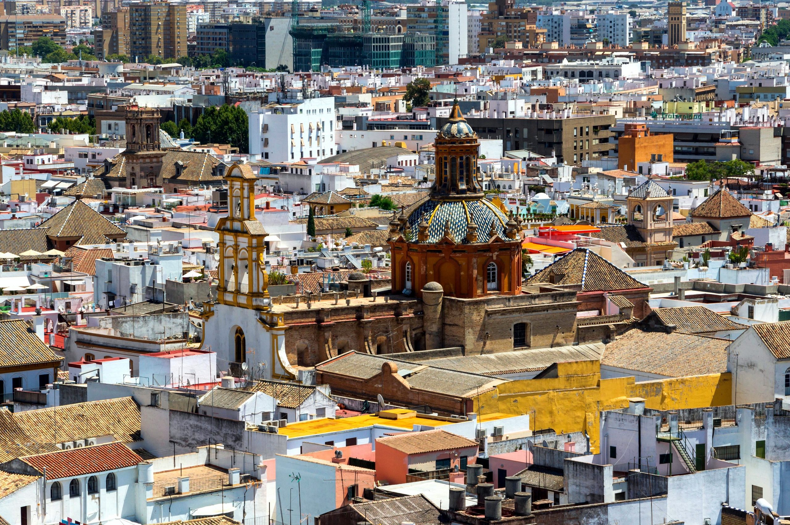 Weather expert warns that climate change is turning Spain's Sevilla into a desert
