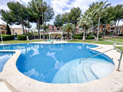 2 bedroom Apartment for sale in Santa Ponsa with pool - € 399