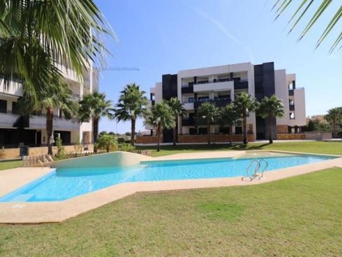 2 bedroom Apartment for sale in Orihuela Costa with pool garage - € 245