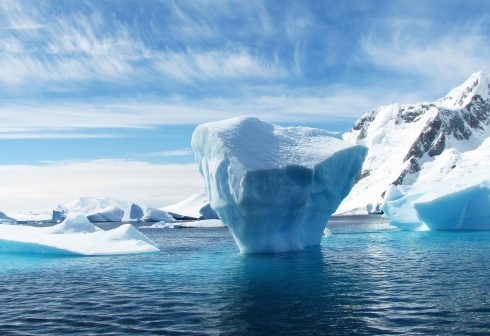 Spain’s Malaga to welcome gigantic Greenlandic iceberg in heart of city