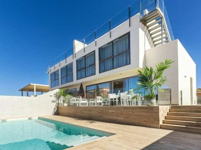 2 bedroom Villa for sale in Los Belones with pool garage - € 395