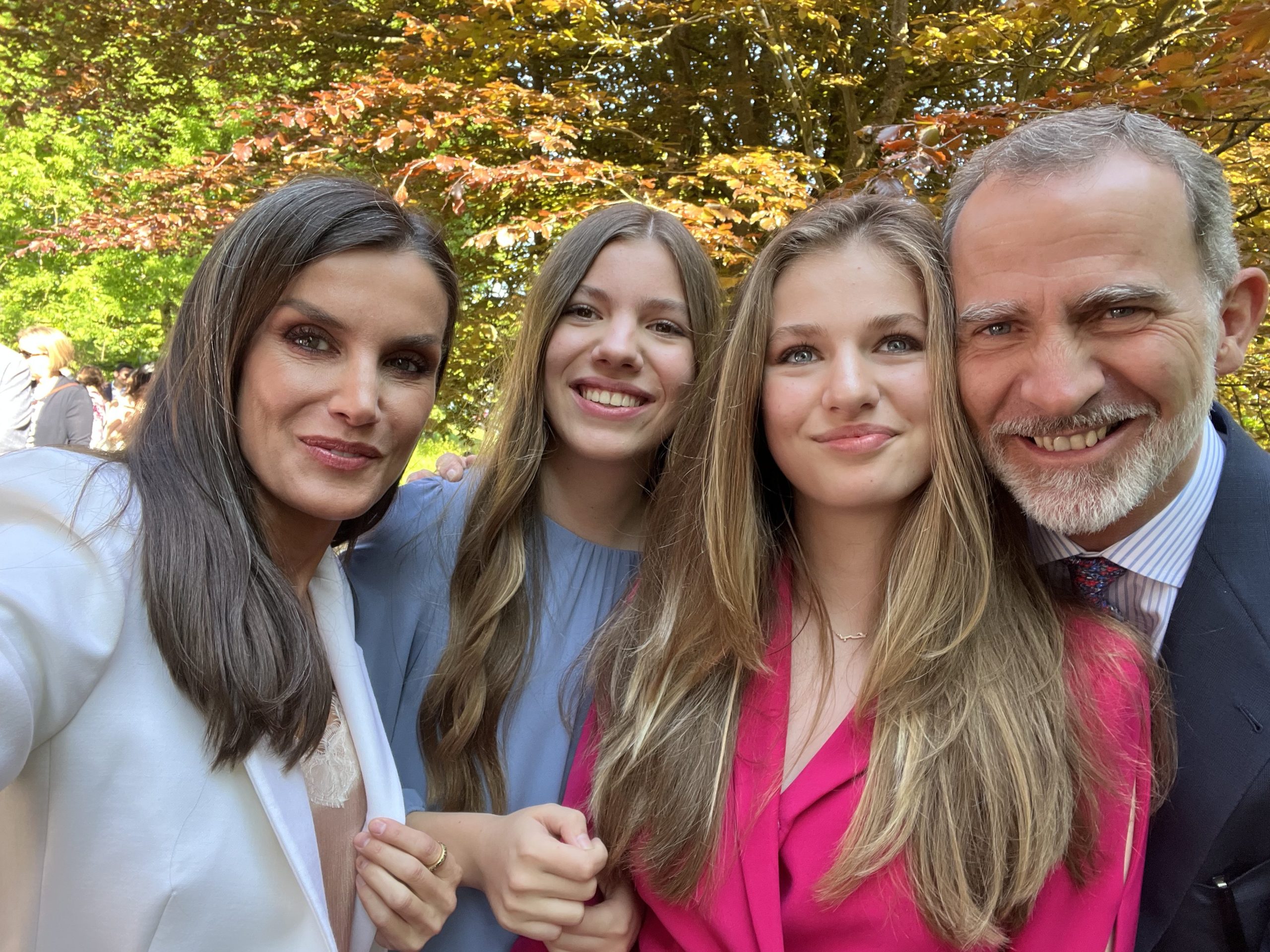 Queen Sofia of Spain, Princess Elena of Spain at the Congress