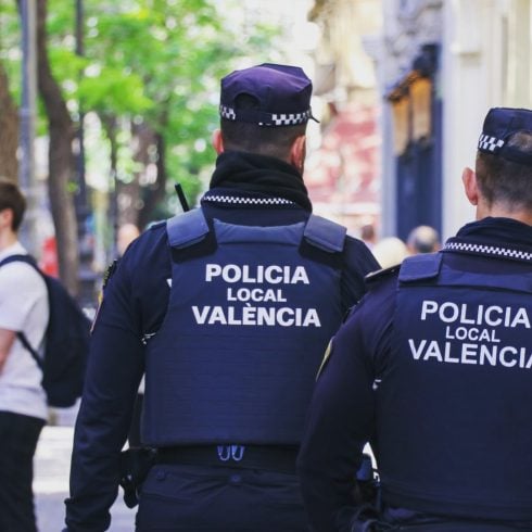 Teenager, 19, is fatally slashed in the neck in broad daylight in Spain’s Valencia